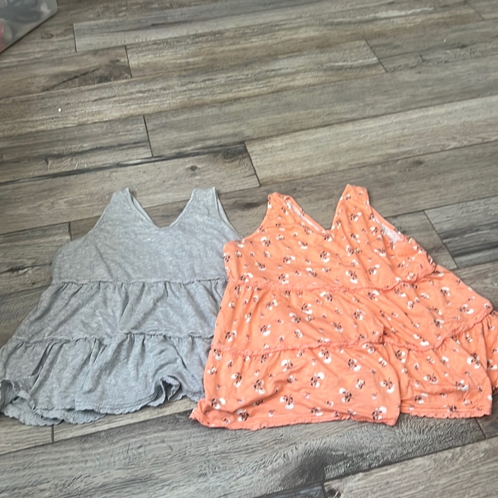2 girls tops